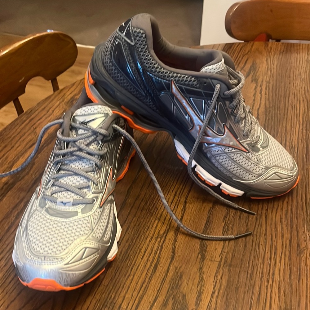 Mizunowave creations sz 12.5